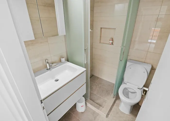 Paisible Et Chaleureux Apartment